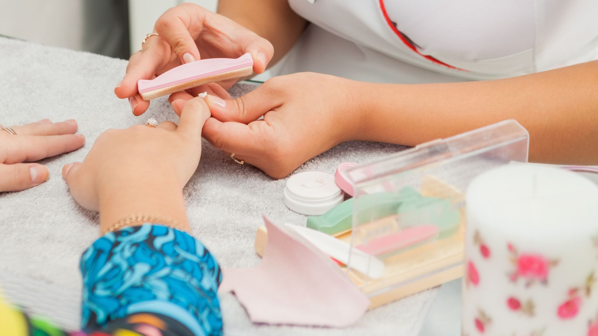 MANUCURE OU PEDICURE JAPONAISE image